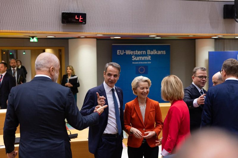 Rama ndan fotot nga samiti BE-Ballkani Perëndimor: Ditë afrimi me Evropën! U mbështet plani ynë për mbylljen e negociatave brenda 2027