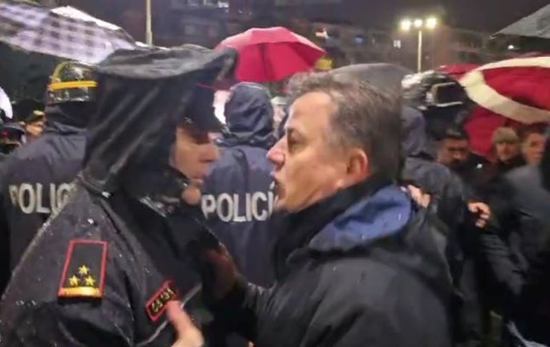 Nga Bardhi e Noka te Blushi dhe Xhixho, ja cilët janë deputetët e opozitës të proceduar për protestën e djeshme
