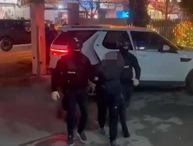 E rëndë në Durrës / Ishte shpallur në kërkim, 33-vjeçari gjendet i vdekur në kanal! E hodhi nga ura shoku i tij