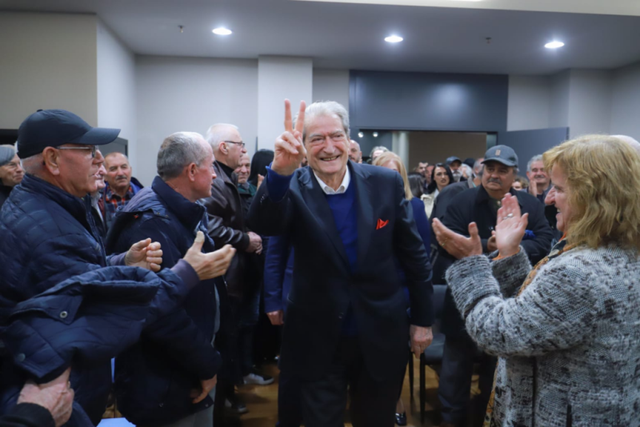 Berisha nis premtimet: Çmimin e naftës do e bëjmë më të ulëtin në rajon