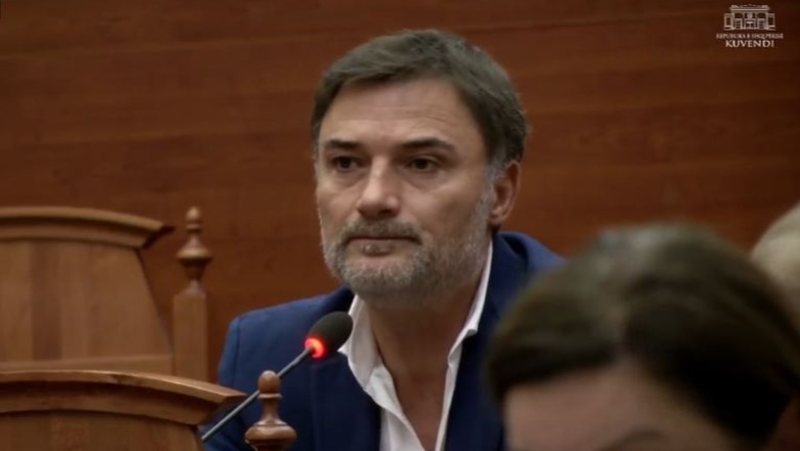 Vrasja e Martin Canit, Alibeaj: Duhet komision i posaçëm parlamentar për fëmijët dhe pasigurinë në shkolla! Të shkojë përtej ndasive politike