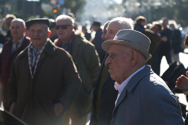 Miratohet bonusi i pranverës, deri në 100 mijë lekë për pensionistët!