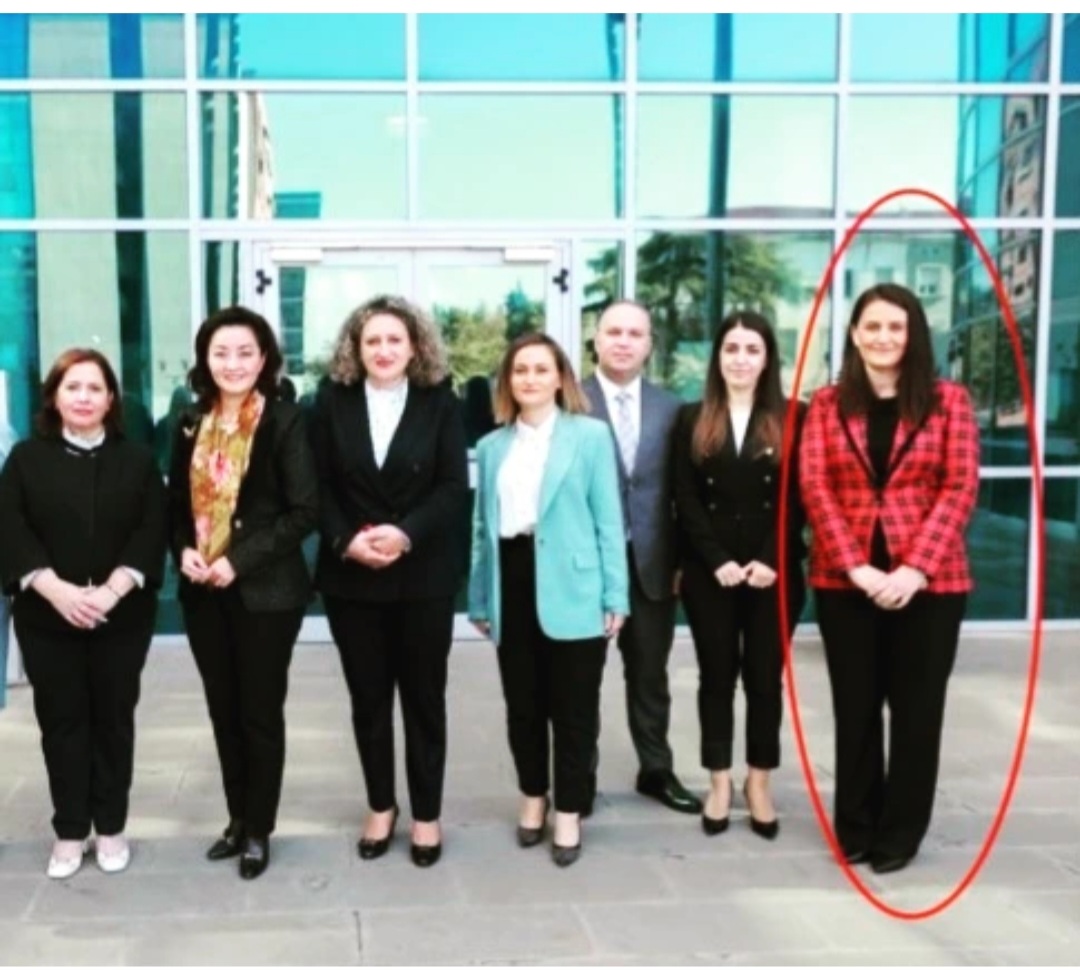 Gjyqtarja Flojera Davidhi që liroi Berishën shpall qeverinë Rama grup kriminal