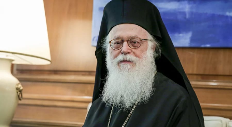 Nisin intrigat për pasuesin e Janullatosit, mundësi për çlirimin nga Greqia të Kishës Ortodokse Autoqefale të Shqipërisë