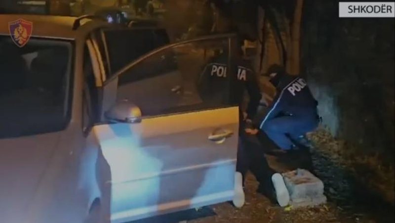 Grabiti dy vëllezër dhe i shantazhoi duke u kërkuar para, arrestohet 32-vjeçari në Shkodër