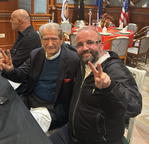 Besnik Bami, ha bukën e Ramës dhe bën duánë e Berishës!