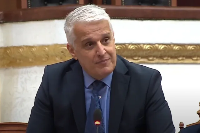 Akuzat e Berishës për pazare elektorale/ Majko i dërgon shkresë SHISH përmes Kuvendit: Jam vënë në përgjim apo jo