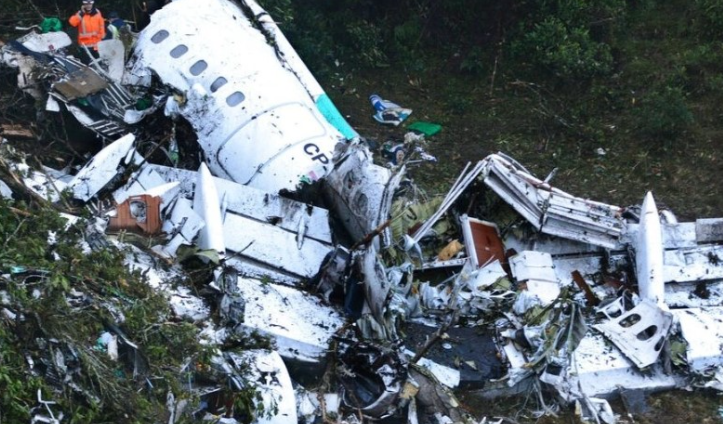 Rrëzohet avioni në Kolumbi, humbin jetën 10 persona; mes tyre tre fëmijë