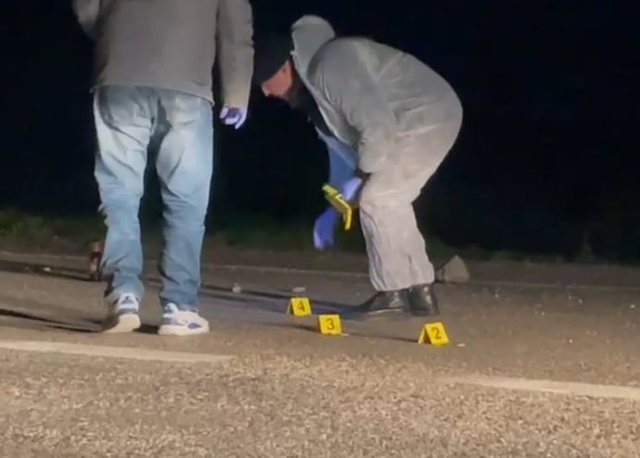 Dy plumba në trup, si u ekzekutua 30-vjeçari në Vlorë, u qëllua drejt tij teksa lëvizte me makinë