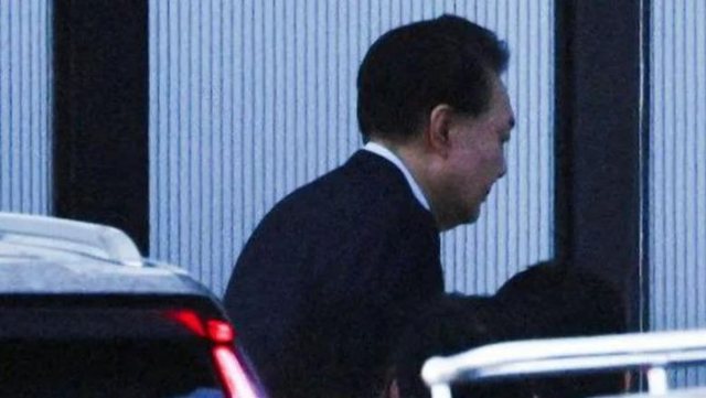 Presidenti i Koresë së Jugut arrestohet për tradhëti