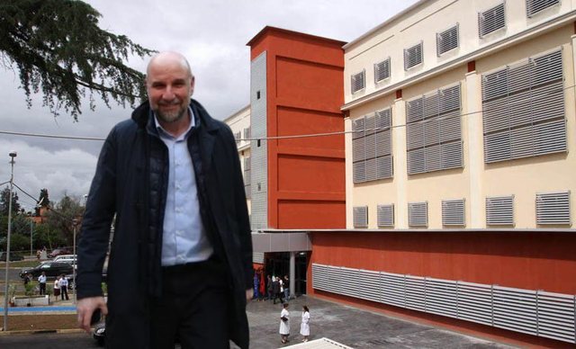 Luftë për pushtet/ “Banda” e Tan Agollit në FSHZH po tenton ta kthejë QSUT-në në një qendër tregtare!