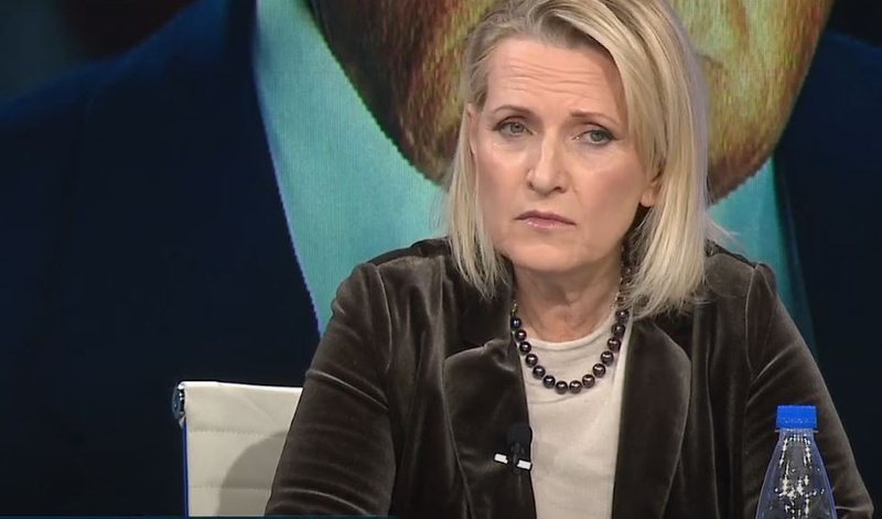 “Sazani ka pasur vetëm ferra dhe gjarpërinj” – Mimi Kodheli flet për investimin e dhëndrit të Trump
