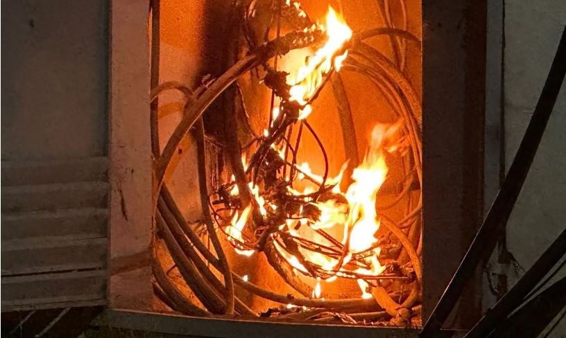 Merr flakë kabina elektrike te Rruga e Kavajës në Tiranë, ndërron jetë një person