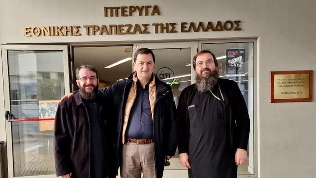 Vangjel Tavo viziton në spital Kryepeshkopin Anastas: Lutem për rikthimin e shpejtë në misionin e tij të bekuar