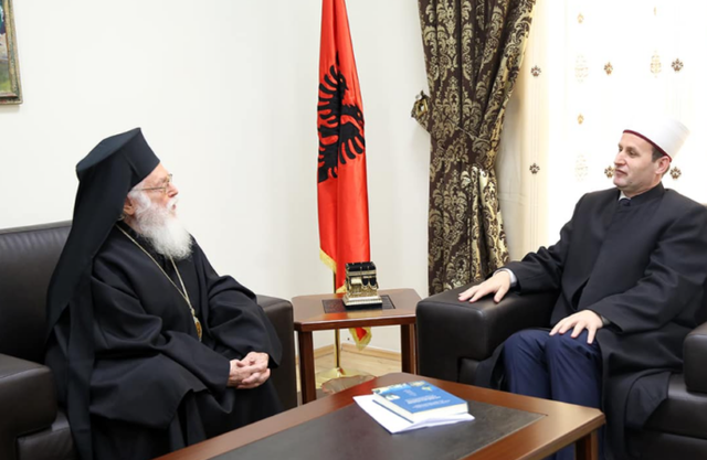 Janullatos në spital, reagon kreu i KMSH: I lutemi Zotit për shërimin e tij të shpejtë e të plotë!