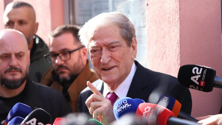 Primaret, Berisha tallet me demokratët: Pragu nuk është kusht për të qenë në listë