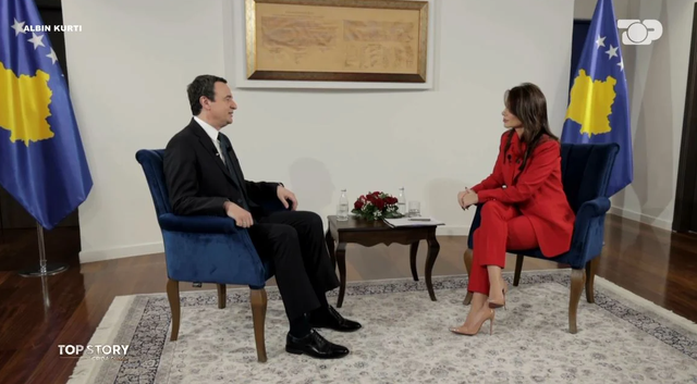 Skandali/ Devollët heqin sinjalin e Top Channel në Kosovë për shkak të intervistës me Albin Kurtin