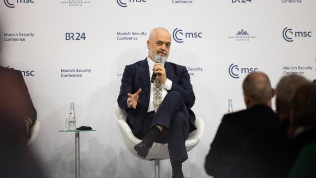 “Bashkimi Europian duhet të ndajë mendjen”/ Rama në Mynih: Duhet të shkundet nga gjumi…