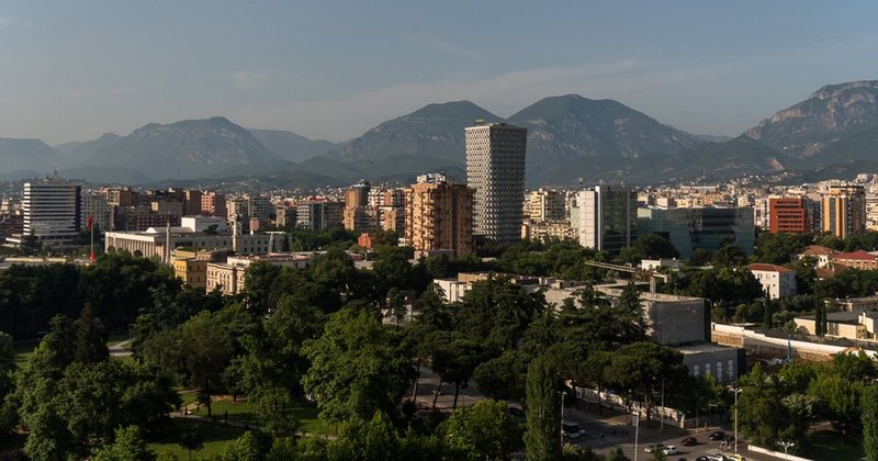 Sa fitojnë apartamentet me “Booking”?