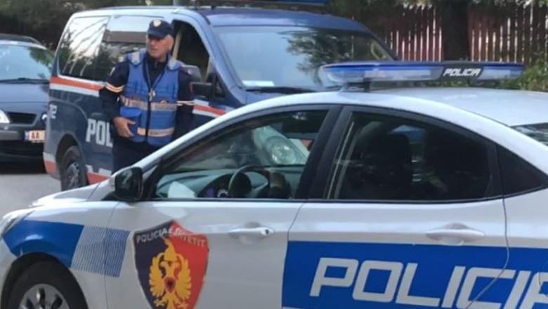 30-vjeçarja e huaj gjendet e vrarë me thikë brenda hotelit ku qëndronte prej më shumë se 1 jave! Dyshime mbi partnerin e saj të arratisur, policia në kërkim të tij