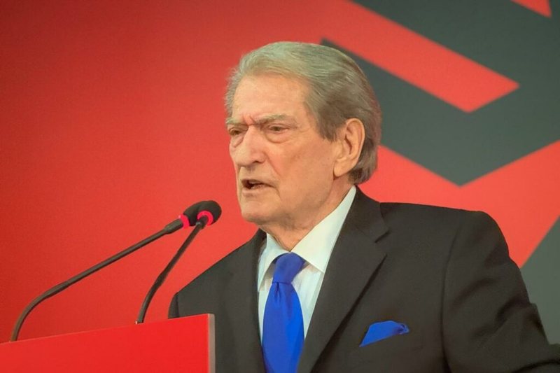 “Takimi i Berishës me shqiptarët në Athinë ishte zhgënjim”, dëshmitarja: Ka vrarë të rinj dhe nuk i ka dhënë asgjë Shqipërisë
