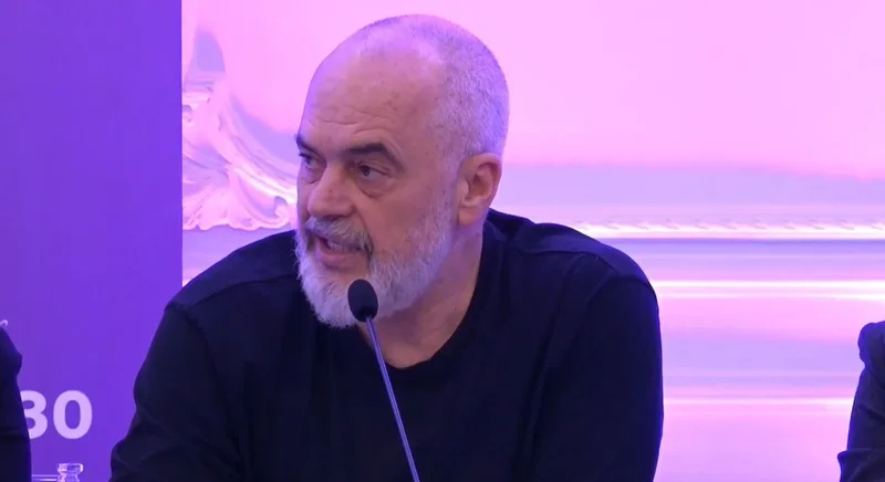 Edi Rama mesazh socialistëve: Do ngrejmë flamurin e Shqipërisë për herë të dytë, pas 1912. Duhet të jeni krenarë 