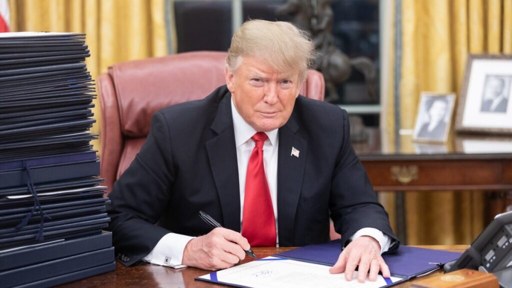 Trump paralajmëron Evropën për tarifa të reja: Kemi një deficit prej 300 miliardë dollarësh