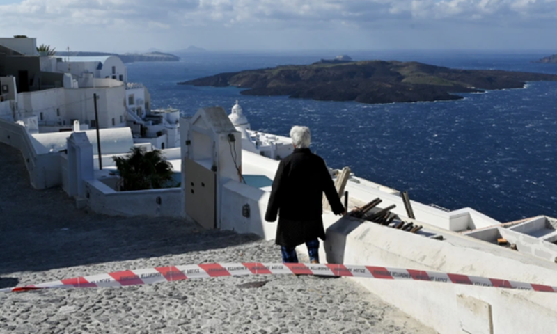 Shkencëtarët tremben për më të keqen në Santorini: Tërmet 6 ballë që rrafshon ndërtimet, vullkan dhe tsunam