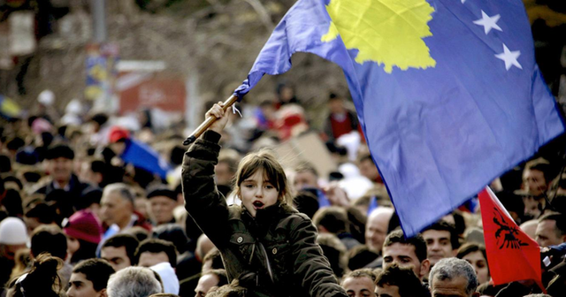 Kosova shënon sot 17- vjetorin e pavarësisë!