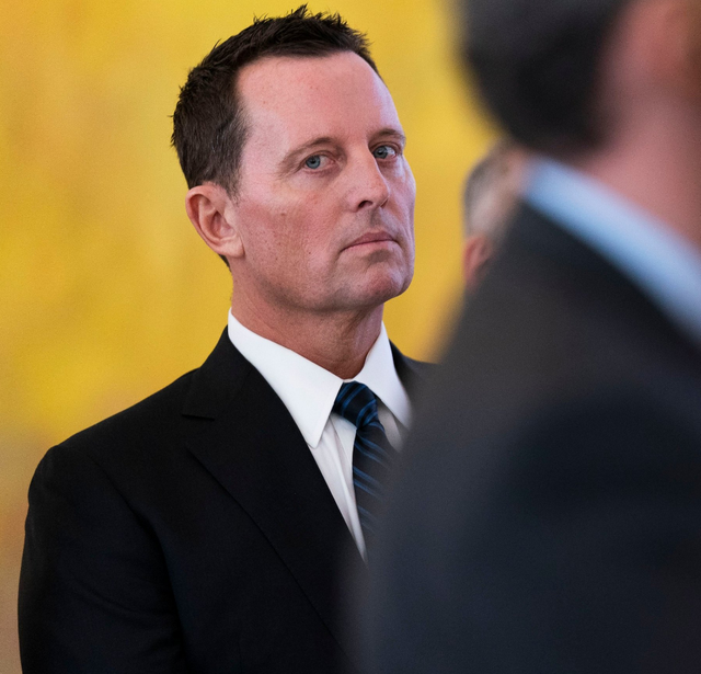 Grenell kërkon mbylljen e Zërit të Amerikës dhe Radio Evropa e Lirë, dy mediat amerikane që transmetojnë edhe në shqip