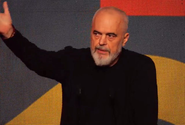 “Në procesin e deritanishëm jam dëshmitar” – Edi Rama për arrestimin e Veliajt: Janë intimiduar persona, dikujt i kanë thënë ‘mirë është të nderosh babanë’