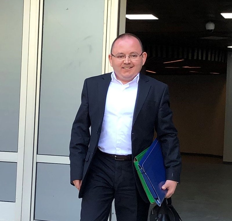 “Ka marrë miliona euro” – Mediat e faqet e Berishës shantazh publik gjyqtarit Engert Pëllumbi, që do shqyrtojë kërkesën e Veliajt për lirimin nga burgu