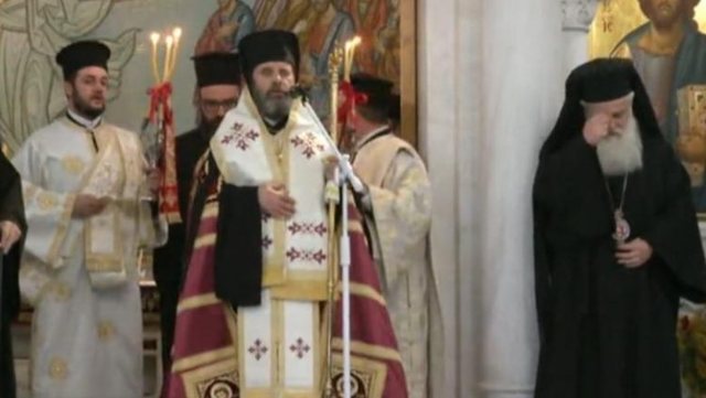 Bien kambanat/ Joan Pelushi, Kryepeshkopi i ri i Kishës Ortodokse Shqiptare