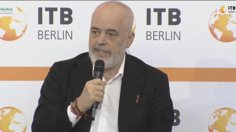 “Jeni protestues apo…?” – Rama përplaset me gazetarin në Berlin: Jemi mjaft të prirur të zëmë qiejt, sa për tokën jua lë juve ta pushtoni