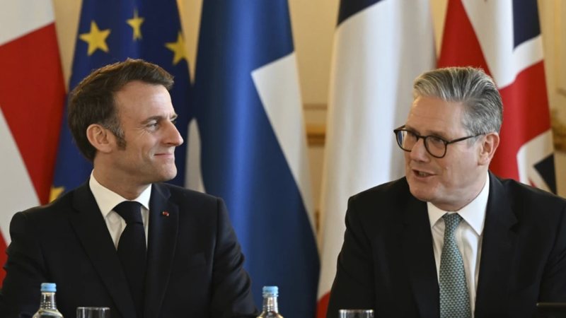 SHBA tallet me planin e Macron- Starmer për të çuar trupa në Ukrainë: Kanë 30-40 vjet që nuk luftojnë, si do përballen këta me Rusinë?