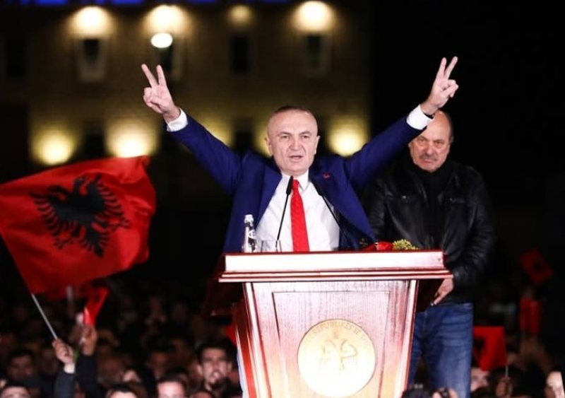 Ilir Meta reagon nga qelia: Në listë të hapur edhe pse jam në kushte ekstreme izolimi! Pa sakrificë nuk ka fitore madhështore!