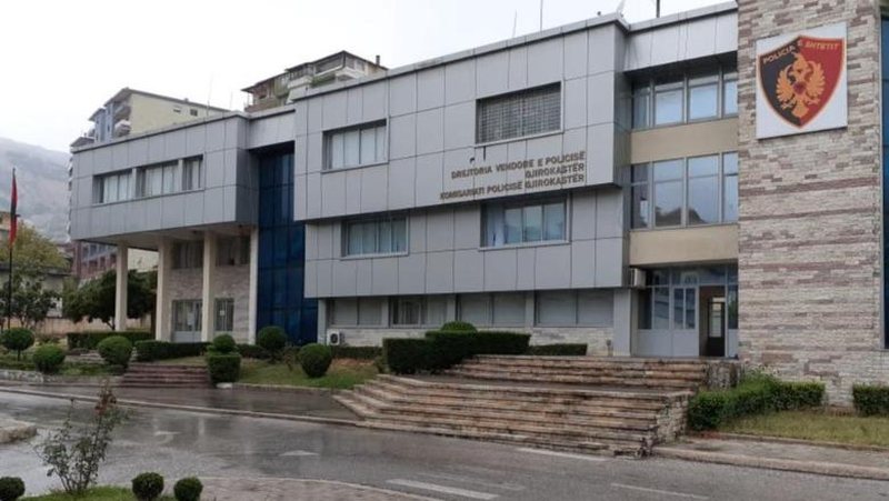 Lidhjet e paligjshme të energjisë, lëshohen urdhër-arreste për 16 punonjës të OSHEE në Gjirokastër