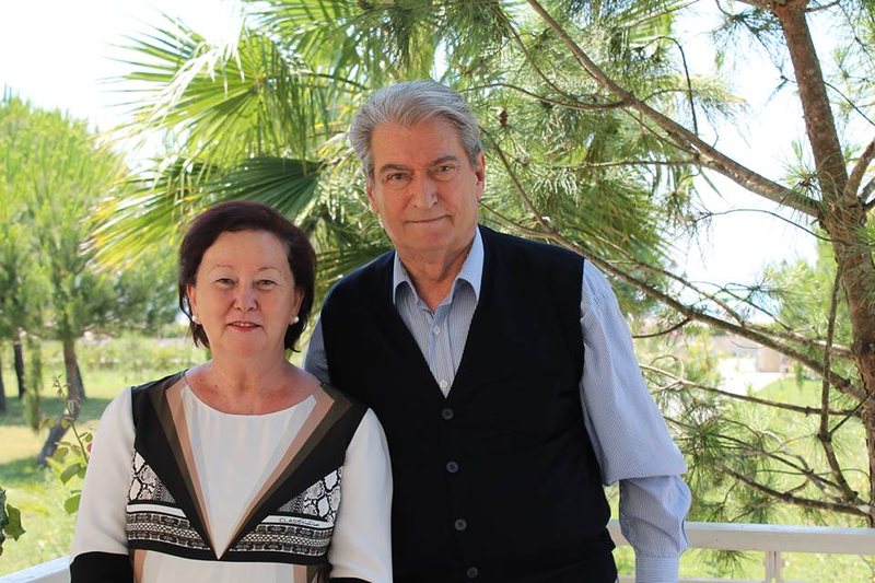 Liri Berisha: S’kam qenë xheloze për Saliun, nuk është nga ata burra ai…