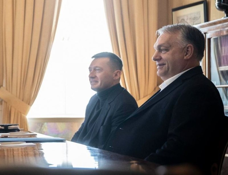 Berisha në ekstazë nga heqja e sanksioneve për njeriun e Orban, por pse nuk ka analogji me rastin e tij