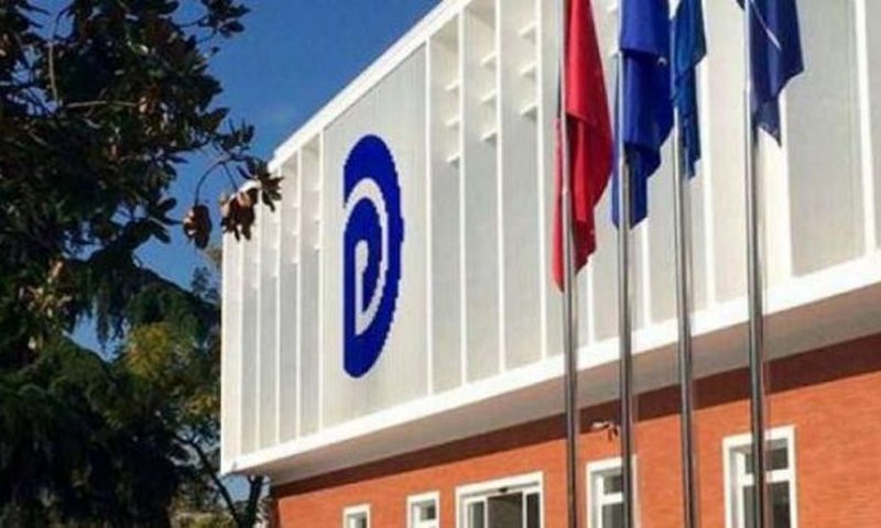PD ankohet sërish në KQZ për Bashën, kërkon mbylljen e zyrës elektorale pranë një QV në Tiranë