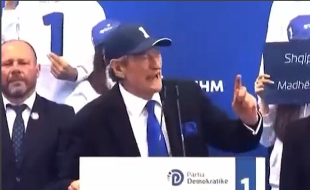 VIDEO/ Gafa e e Berishës në Dibër: Rruga e Kombit, duhet të kishte përfunduar