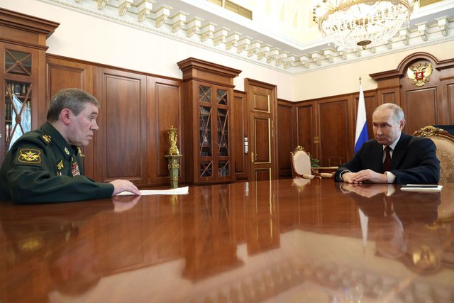 Putin shpall armëpushimin e Pashkës: Do të zgjasë deri të hënën. Reagimi i Kievit do të tregojë sesa e do paqen