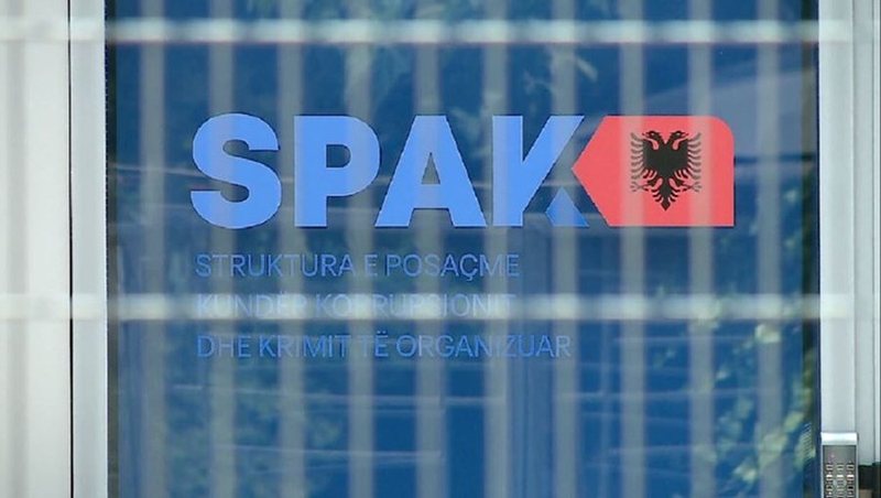 Arrestimi i shefit të qarkullimit Rrugor të Tiranës dhe dy zyrtarëve të Policisë, SPAK njoftim zyrtar