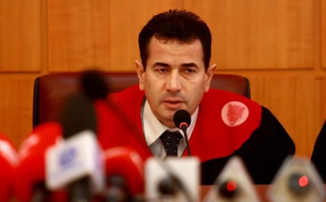 GJKKO konfiskon apartamentin e ish-kreut të Gjykatës Kushtetuese, Bashkim Dedja