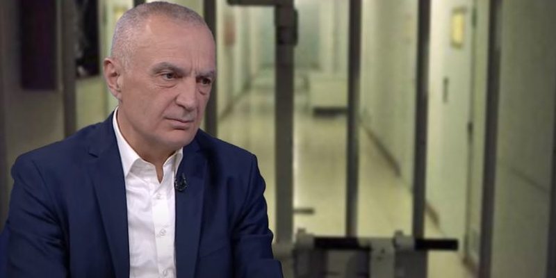 Ilir Meta reagon nga burgu për takimin e Ramës në Skrapar: Skraparllinjtë janë njësha, nuk votojnë një ufo