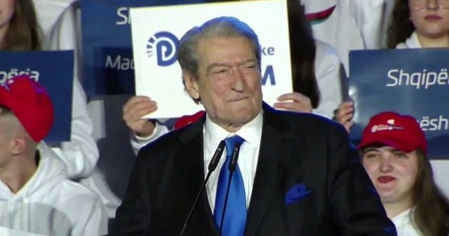 “Rama sonte e ke të vështirë natën”- Berisha me lot në sy: Jam më i emocionuar se asnjëherë! 