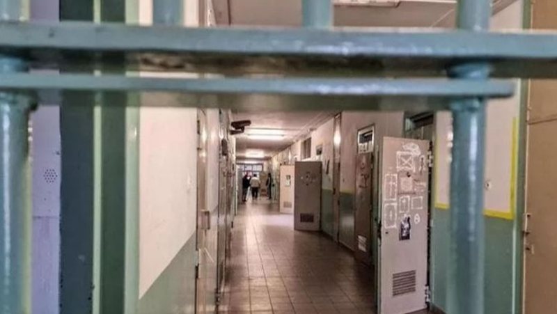 Përleshje në një burg italian: Dhjetë të burgosur shqiptarë përplasen me rivalët, plagosen katër efektiv 