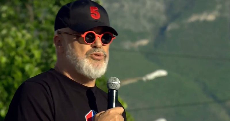 “Tropoja i besoi dikujt nga të vetët dhe nuk panë gjë të hajrit” – Rama ironizon Berishën nga Kukësi