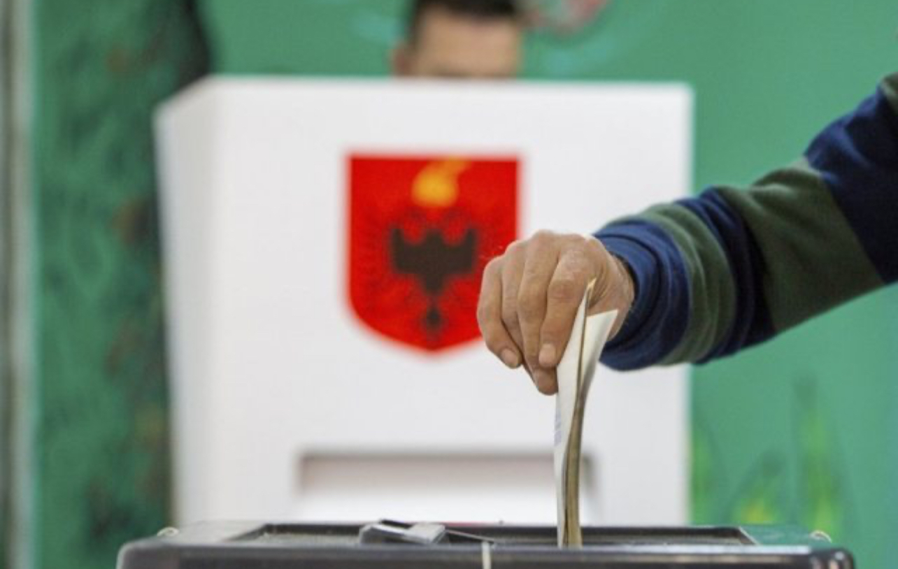 Sot heshtje zgjedhore! Votohet nesër për përbërjen e re të parlamentit, mbi 3.7 milionë shqiptarë brenda dhe jashtë vendin kanë të drejtë vote