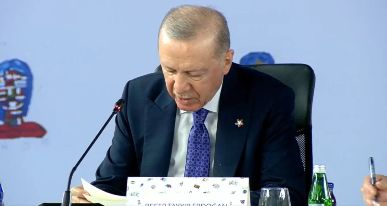 “Jemi në moment kritik, armët të heshtin dhe paqja të vendoset në Ukrainë”/ Erdogan flet edhe për situatën në Lindjen e Mesme: Të hiqen sanksionet ndaj Sirisë dhe të ndihmohen banorët